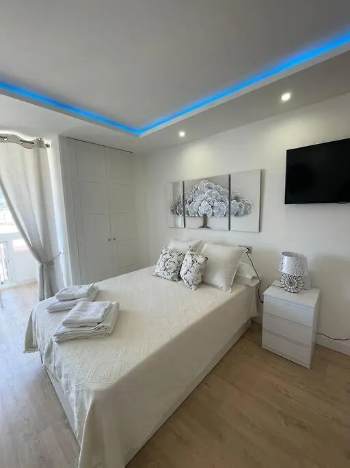 Exclusivo Estudio Piscinas, Conserjeria 24 H Benalmadena 0*,  Spain