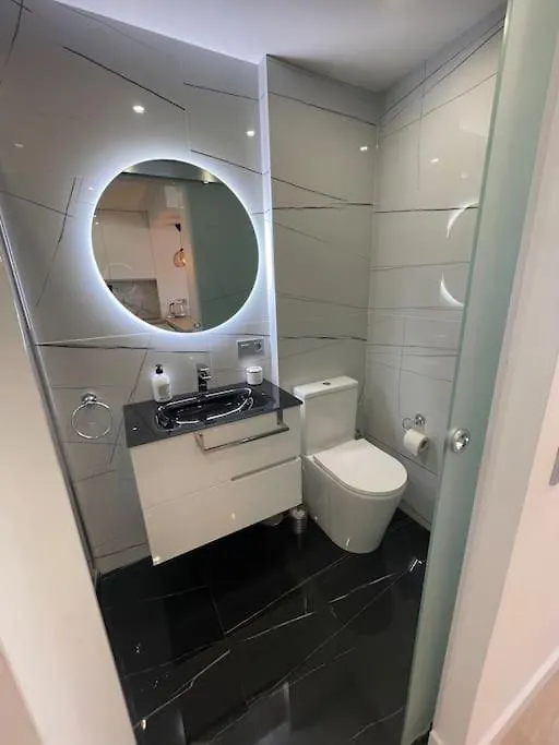 Exclusivo Estudio Piscinas, Conserjeria 24 H Benalmadena 0*,